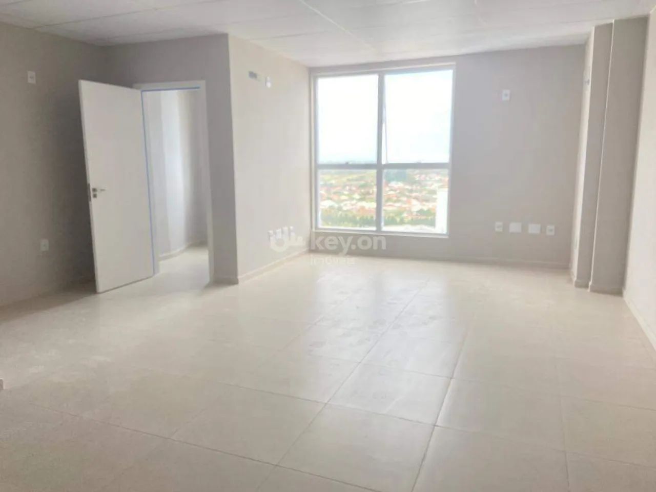 Sala para aluguel, 1 vaga, Centro - Tubarão/SC - Foto 2