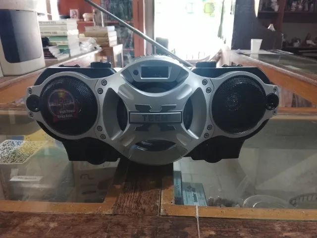 RADIO FM 
