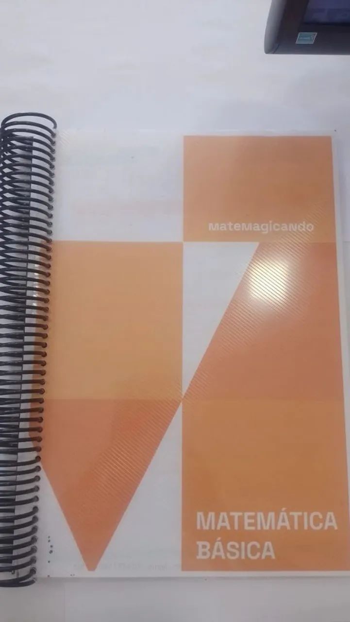 Impressão de apostilas com encadernação 