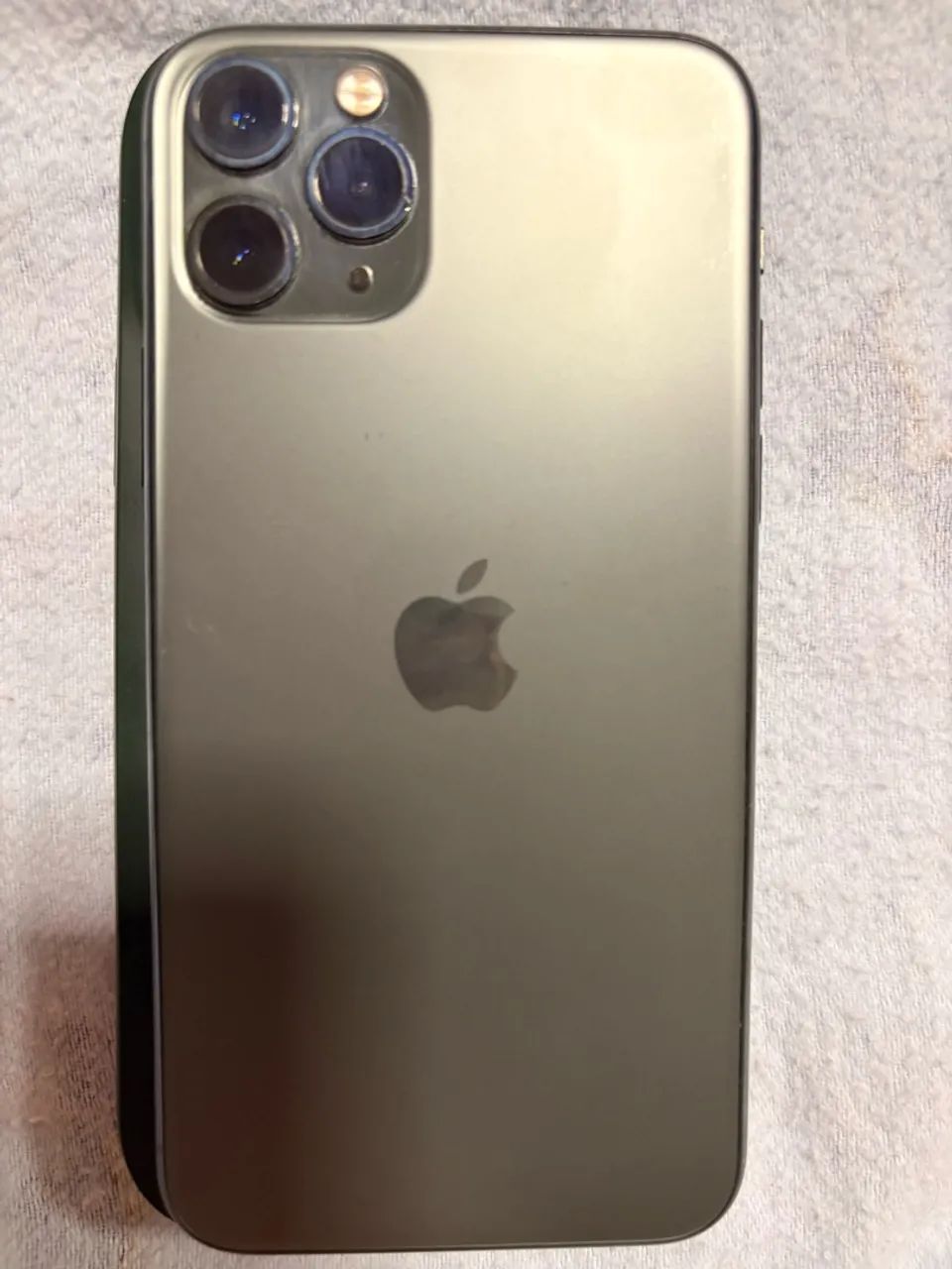 iPhone 11 PRO LINDO SEM DETALHES 