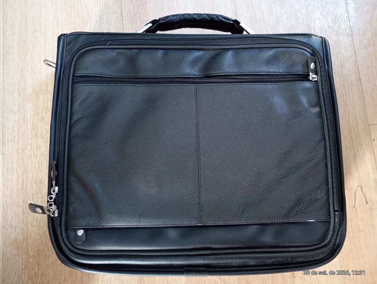 Maleta (pasta) para laptop e documentos, marca DELL em couro. Nunca usada - Foto 2