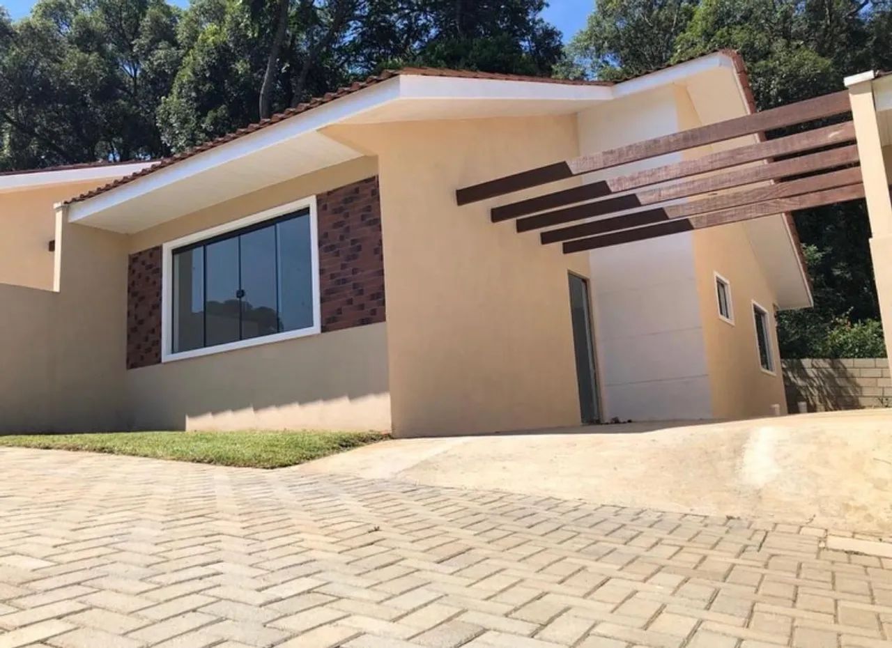 Casa em condomínio 
