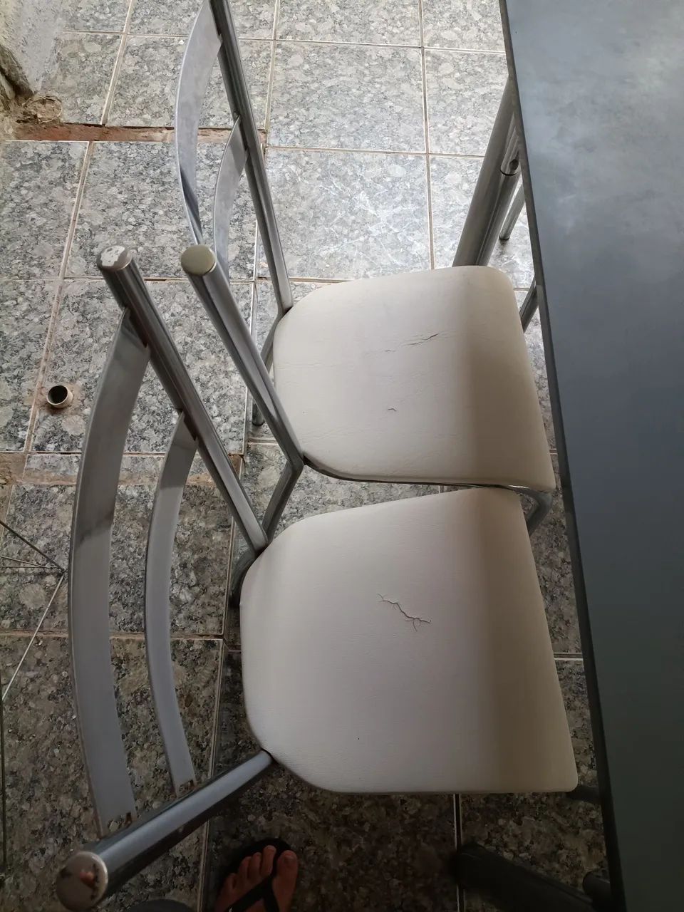 Mesa com 6 cadeiras - Foto 4