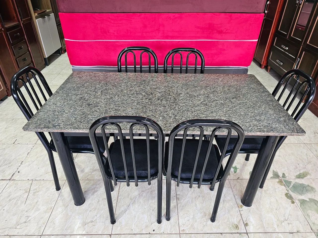 Mesa usada de mármore 