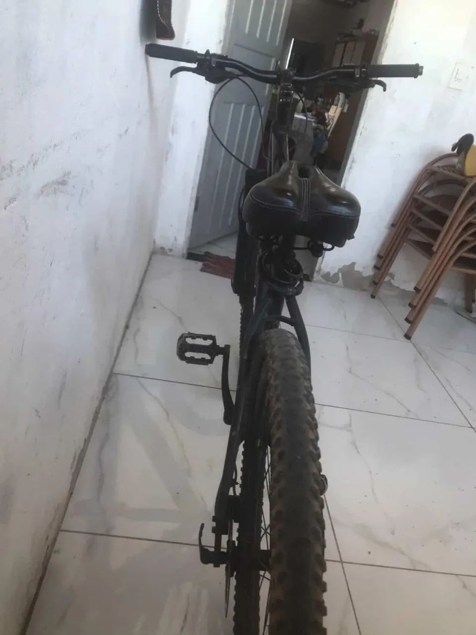 Bicicleta Aro 29 freio a óleo  - Foto 3