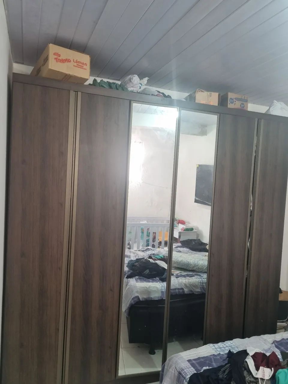 Guada roupa 