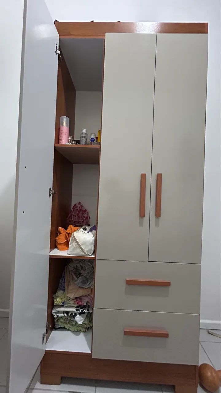 Guarda-roupa solteiro pequeno65082883165443121