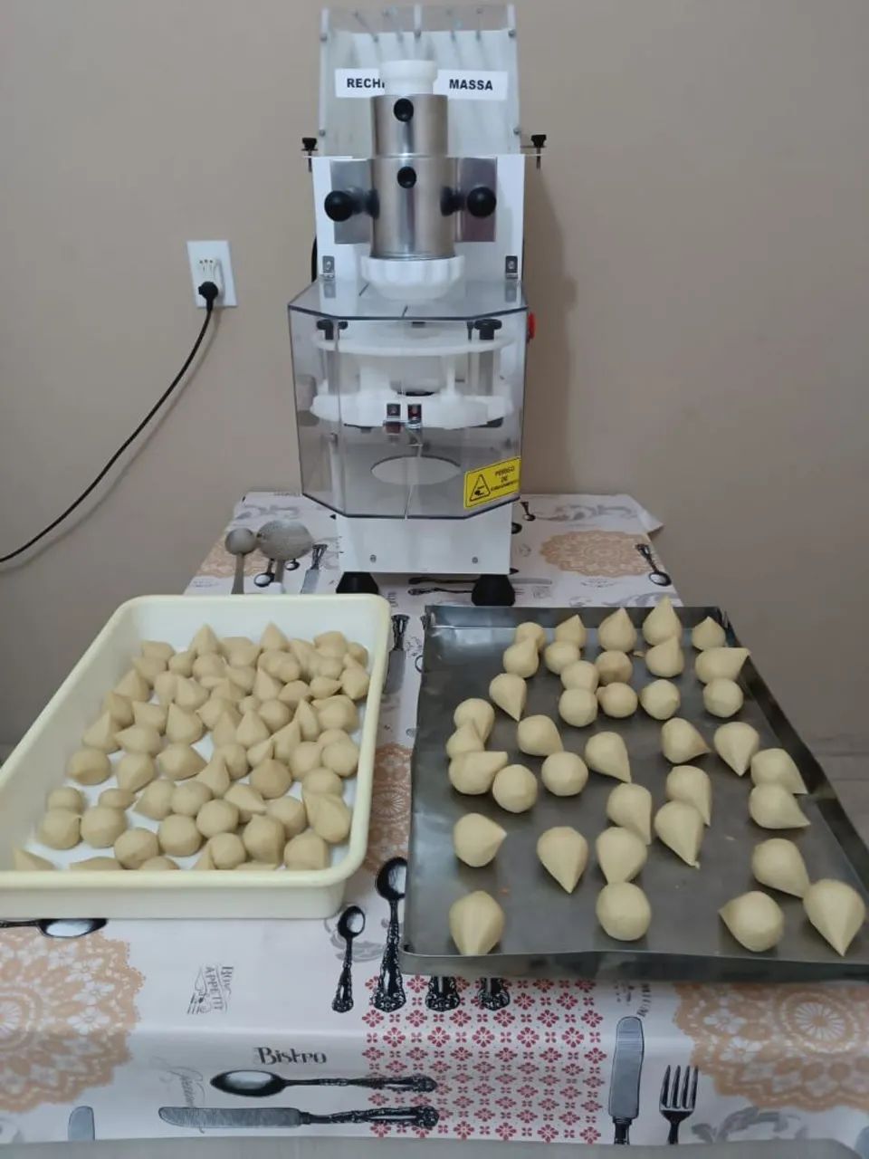 MÁQUINA DE SALGADOS SEMI NOVA  - Foto 3
