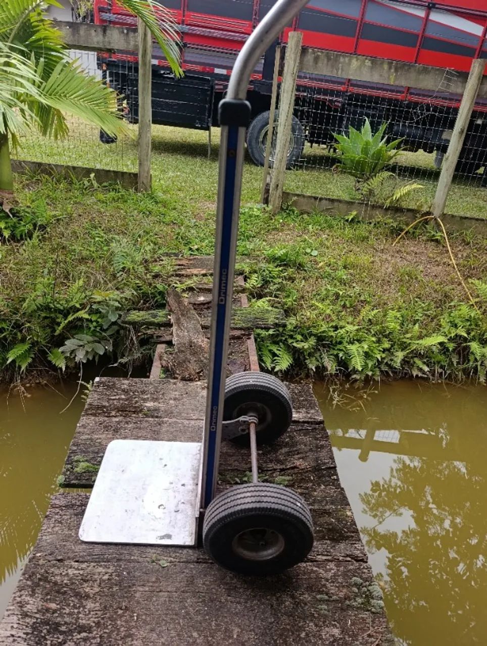 Carrinho para carga Drimec e trava paletes 