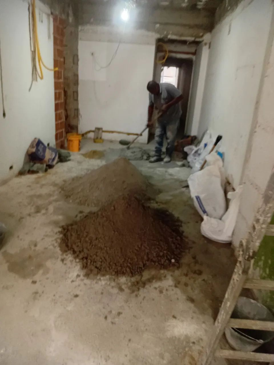 Ajudante de pedreiro  - Foto 4