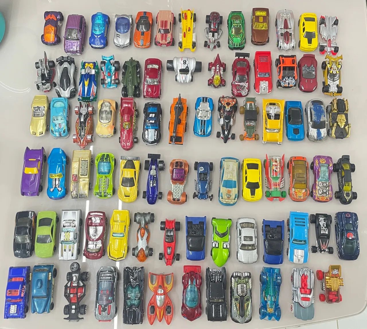 Lote hot wheels e derivados