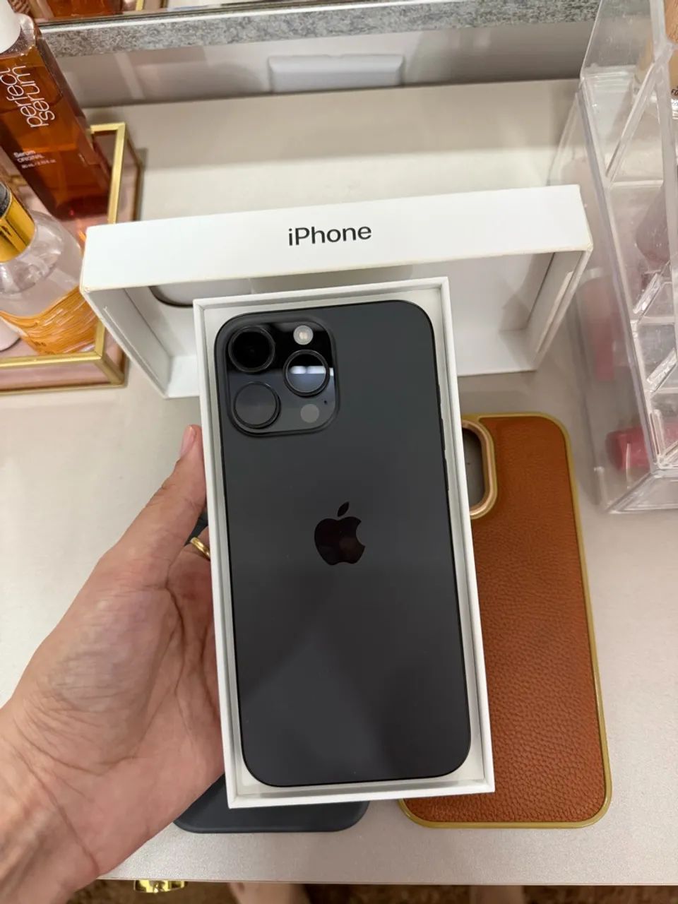 iPhone 16 pro Max 97% - Foto 3