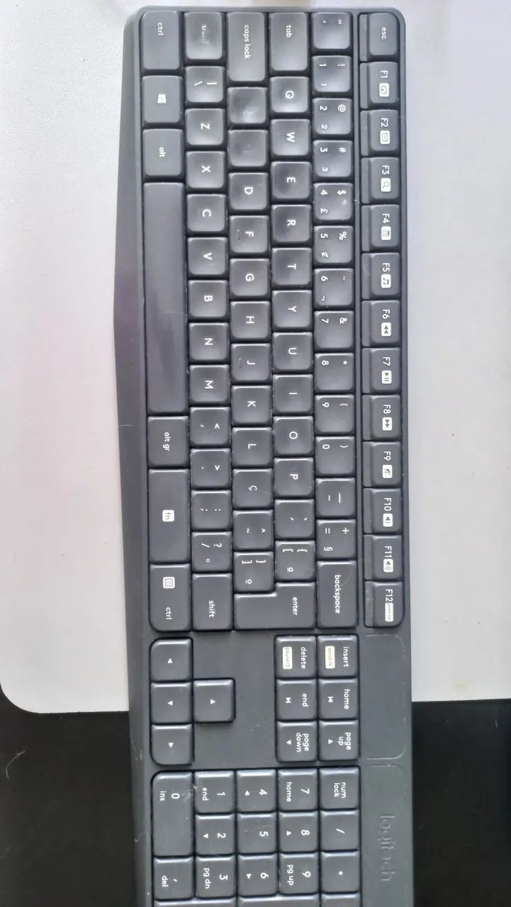 Teclado Logitech 
