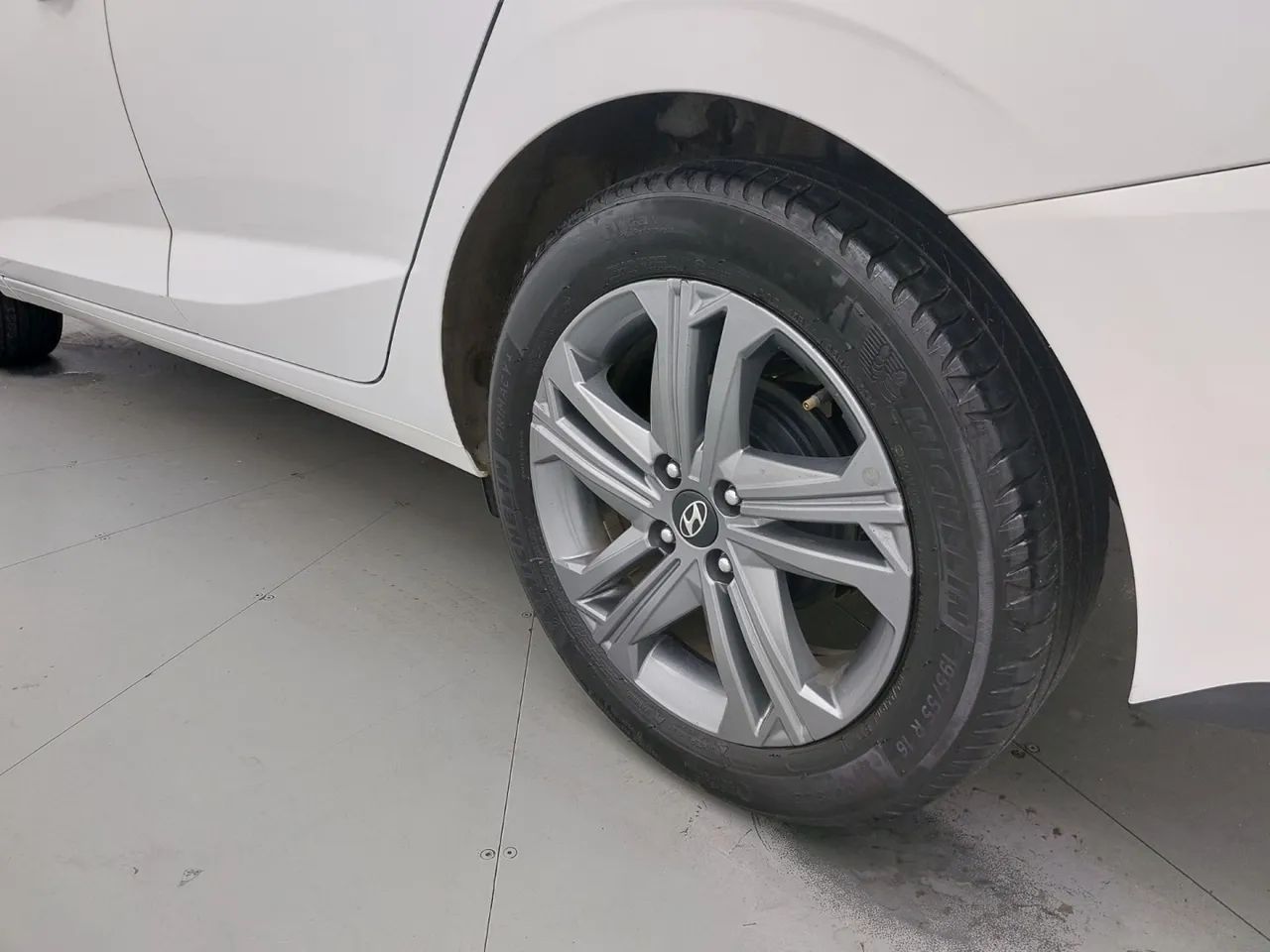 Hyundai HB20S Comfort Plus 1.0 TB Flex 12V Aut, foto 12 de 18