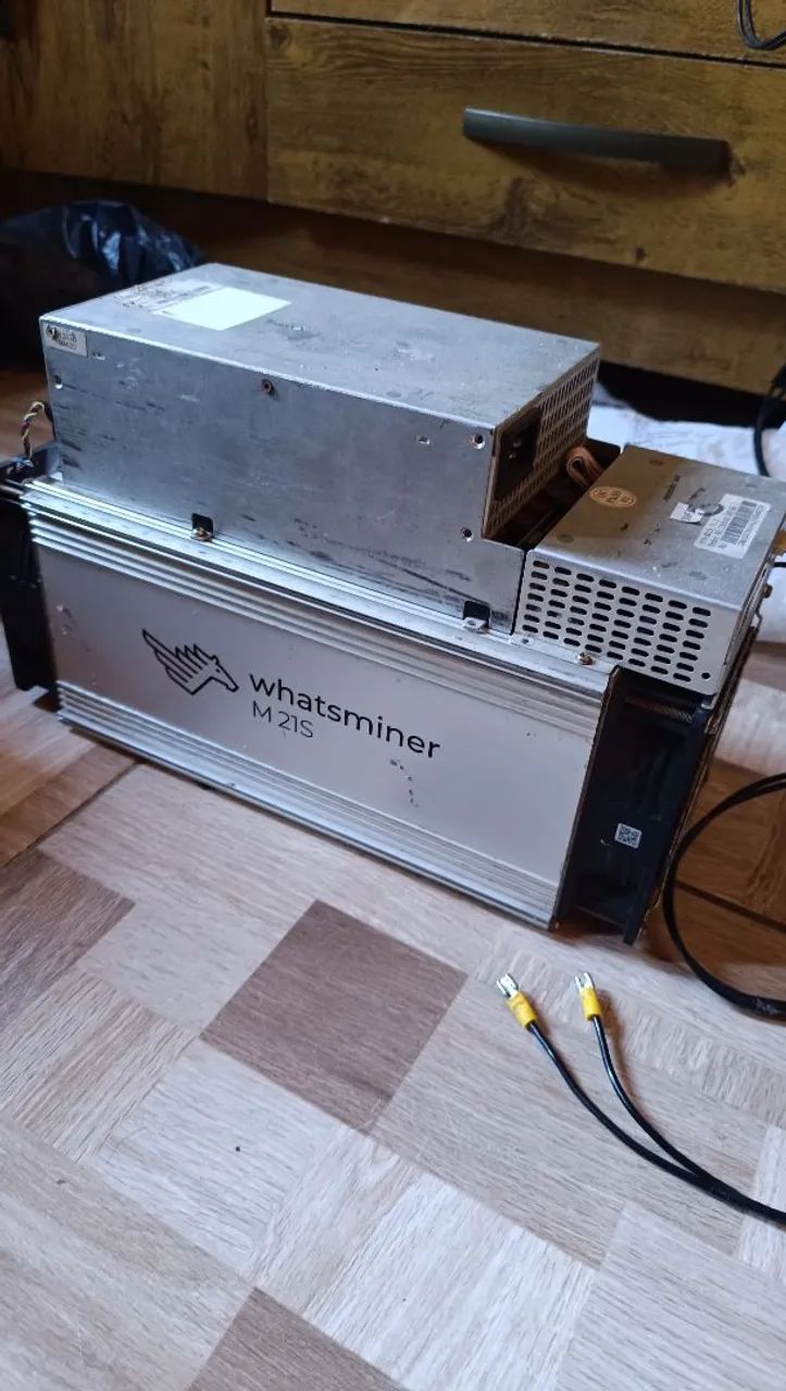 Mineradora de Bitcoin Whatsminer M21S - Foto 3