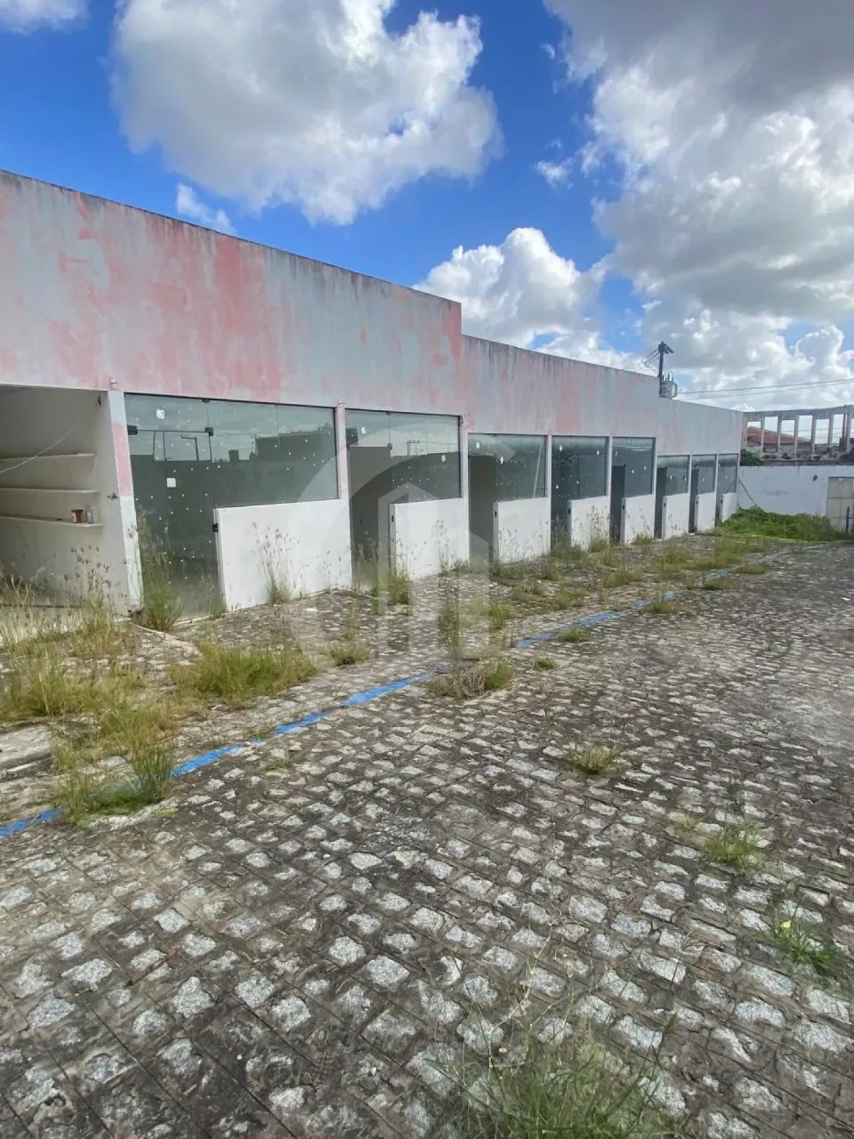Prédio Comercial à Venda no Lamarão | 1.700 m², 15 Studios e Estacionamento para +30 Carro - Foto 3