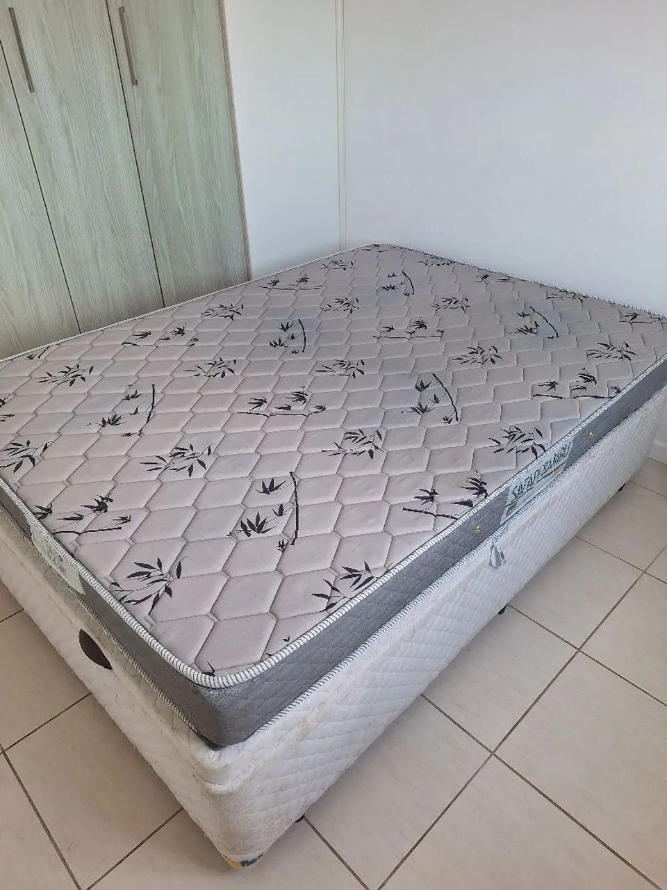 Cama Casal Baú