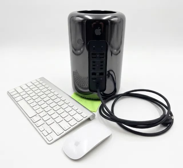 Mac Pro Late 2013 64GB RAM 1TB SSD - Computadores e Desktops