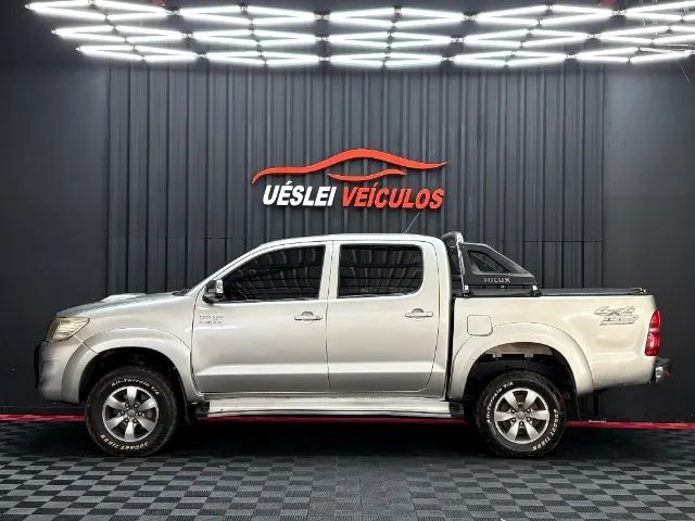 Toyota Hilux Hilux CD SRV D4-D 4x4 3.0 TDI Dies 2012