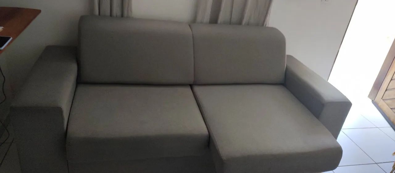 Sofá 3 lugares em Linho e Retrátil 