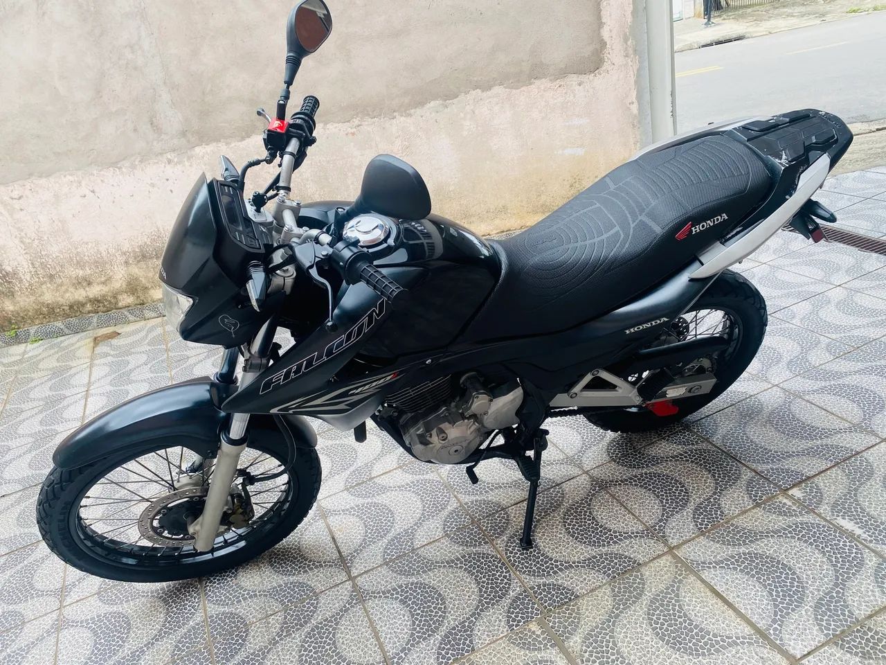 Nx400i Falcon 