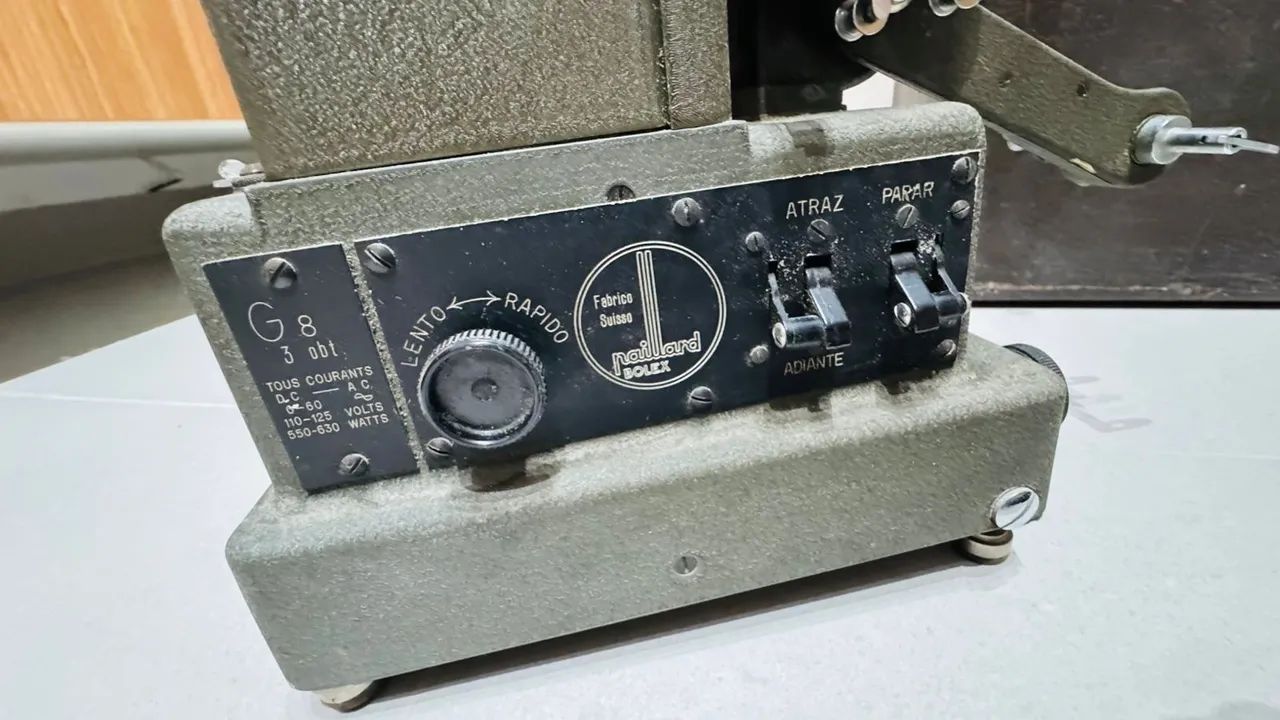 ANTIGUIDADE: Projetor Paillard Bolex Suíço - Foto 3