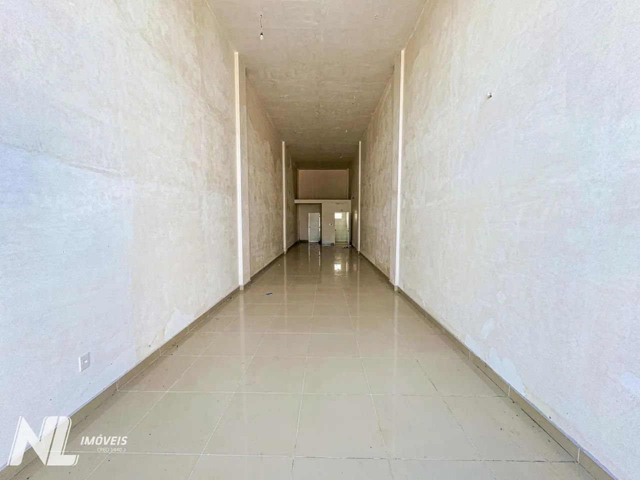 PRÉDIO COMERCIAL EM CAPIM MACIO  ALTA VISIBILIDADE E LOCALIZAÇÃO ESTRATÉGICA - Foto 3