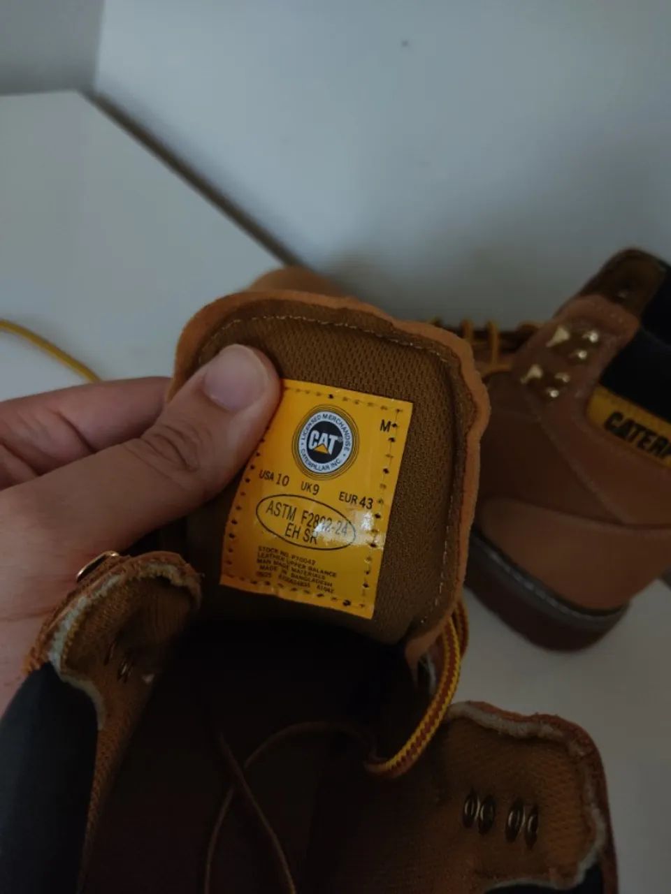 Bota Caterpillar Second Shift Honey - Foto 4
