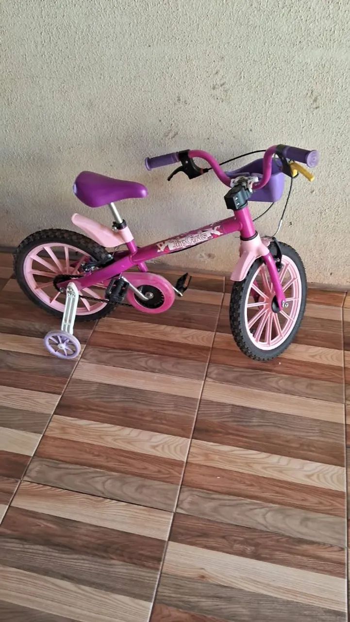 Vende se uma bicicleta aro 16 no precinho 