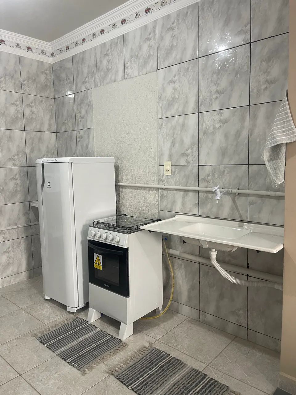 Kitinete bem localizada! (Próxima da UFU). - Foto 5