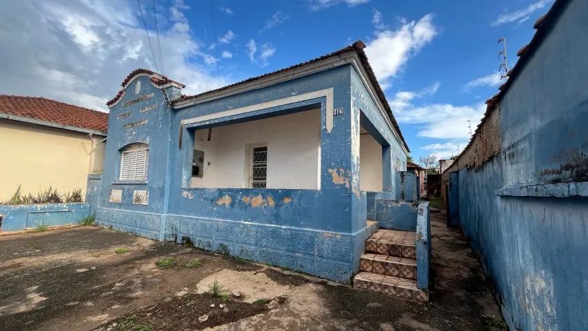 Casa 3 quartos + Terreno 436m² no Centro - Delfinópolis/MG - Foto 3