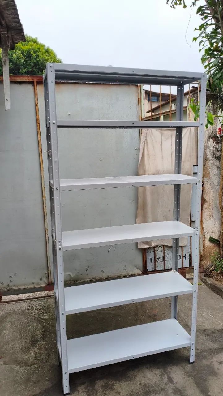 Estante de aço LEIA
