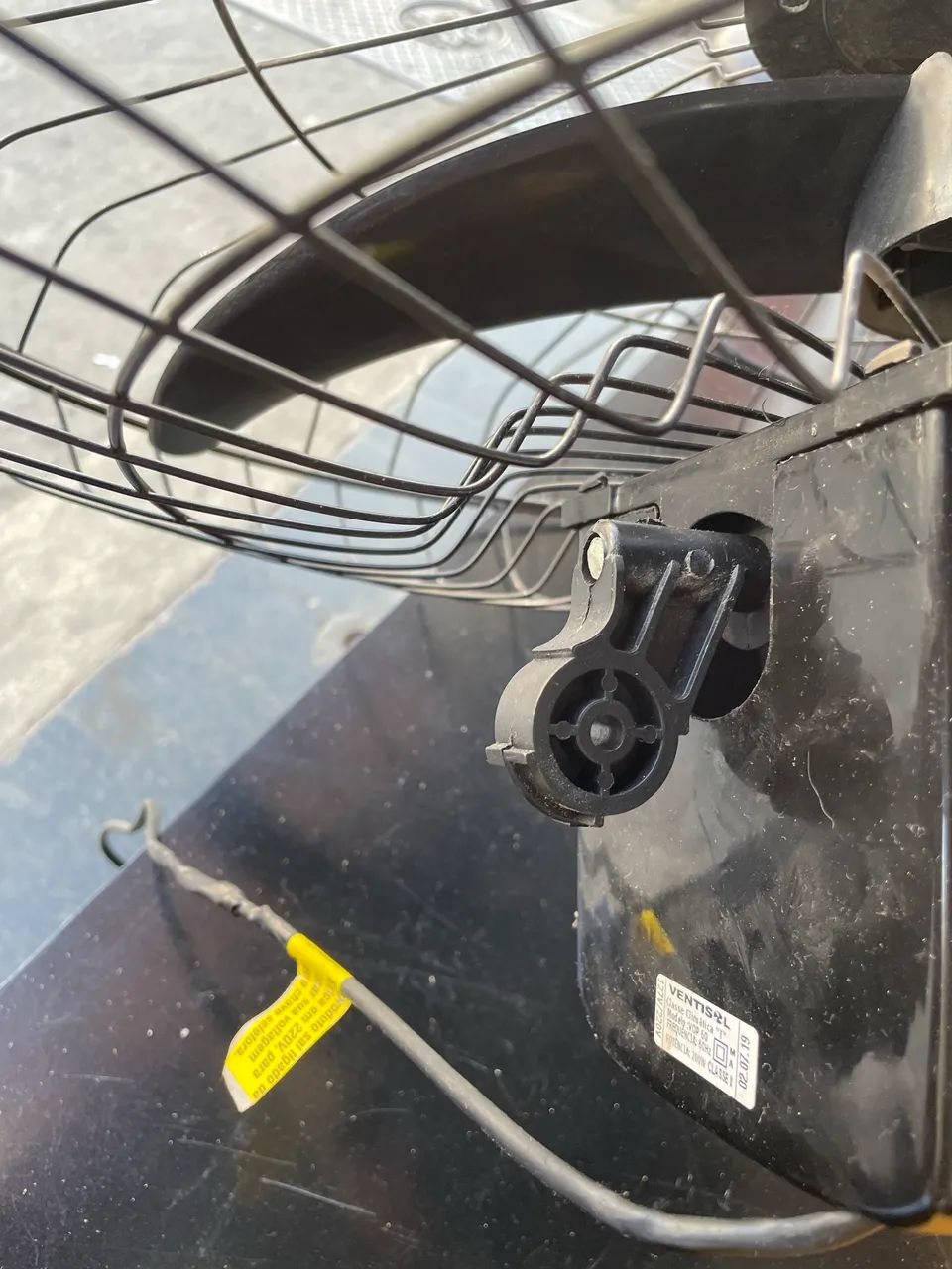 Ventilador Ventisol Preto  - Foto 3