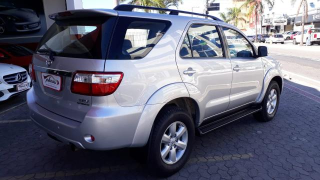 SW4 4x4 3.0Td SRV 11/11 7 Lugares - Foto 4