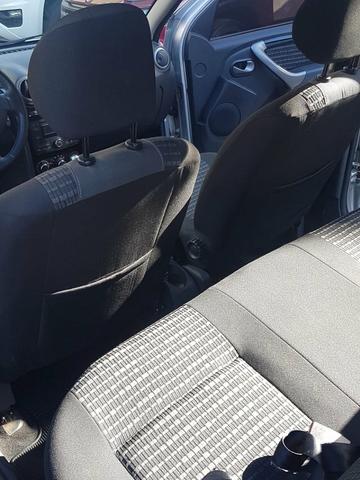 Renault / Sandero Privilege 1.6 - Foto 10