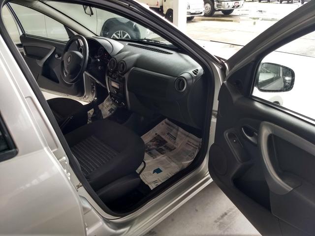 Renault Sandero 1.0 expression ano 2014 - Foto 10