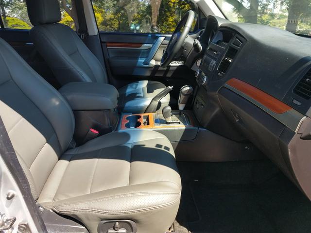 Pajero Full hpe 3.2d automática 4x4 2008 - Foto 19