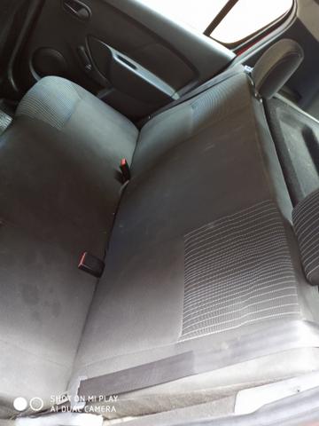Vendo Sandero, ano 15/16 - Foto 7