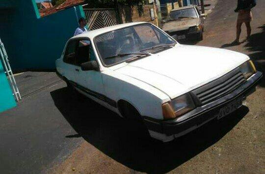 Vendo e troco Chevette 1.6 - Foto 2
