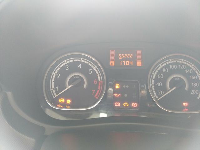 Renault Sandero 1.0 expression ano 2014 - Foto 8