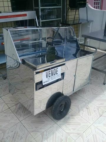 Carrinhos gastronômicos.