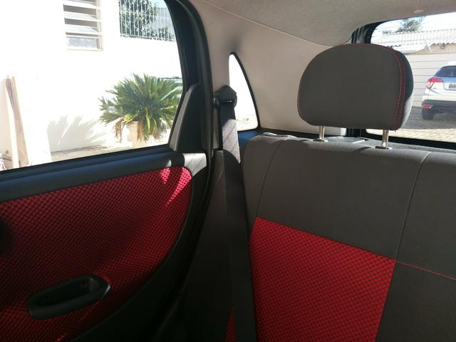 Gm Corsa Hatch 1.8 2008 - Foto 18