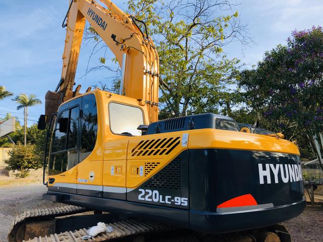 Escavadeira hyundai 220 lc-9 - Foto 5