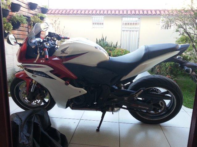 Moto CBR 600F - Foto 5
