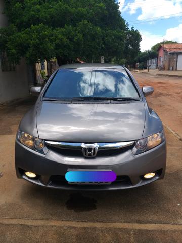 Vende-se Honda Civic Plaza LXS 09/10 1.8 Flex