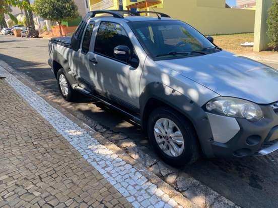 FIAT STRADA 1.8 FLEX 2013