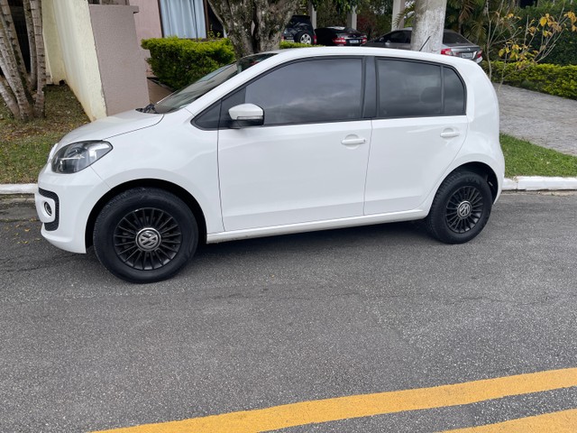 VOLKSWAGEN UP TSI