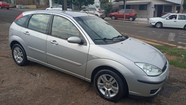 FORD FOCUS 1.6 FLEX