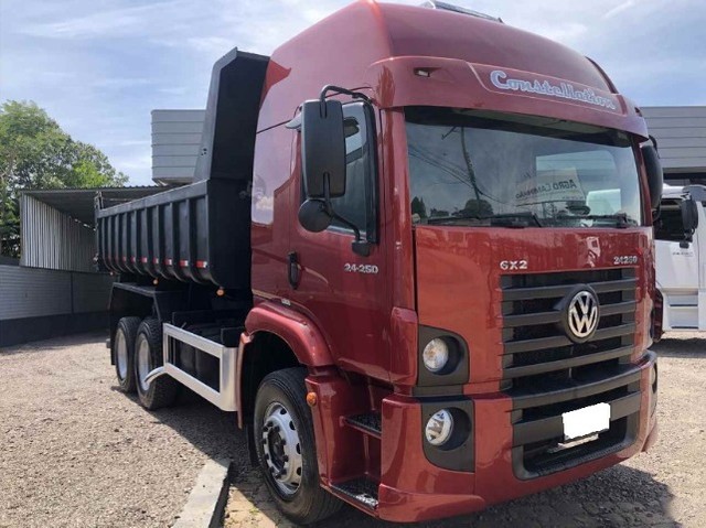 VOLKS 24250 TRUCK CAÇAMBA.  PASSO DIVIDA - Foto 2