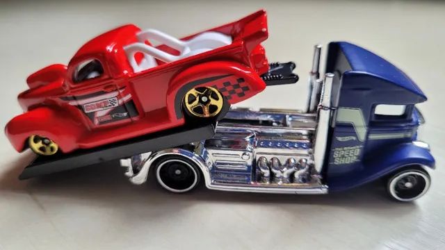 RECEBI UMA CAIXA REALISTA DO VELOZES E FURIOSOS EM HOT WHEELS 